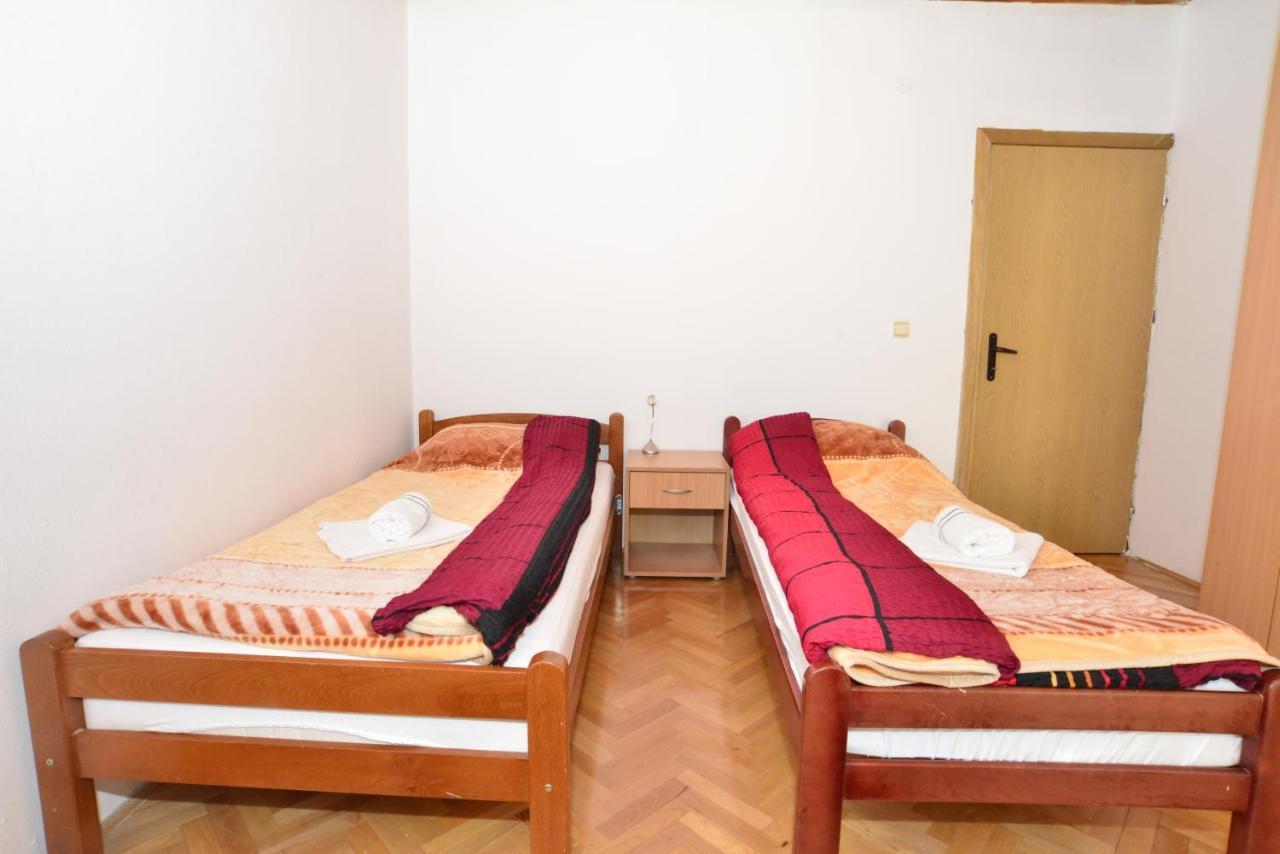 House Sarovic Appartement Tivat Buitenkant foto
